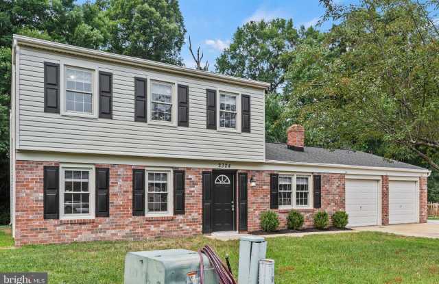 2324 KENT Court