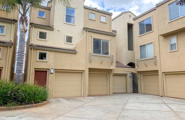 Photo of 1690 Civic Center Dr Apt 207
