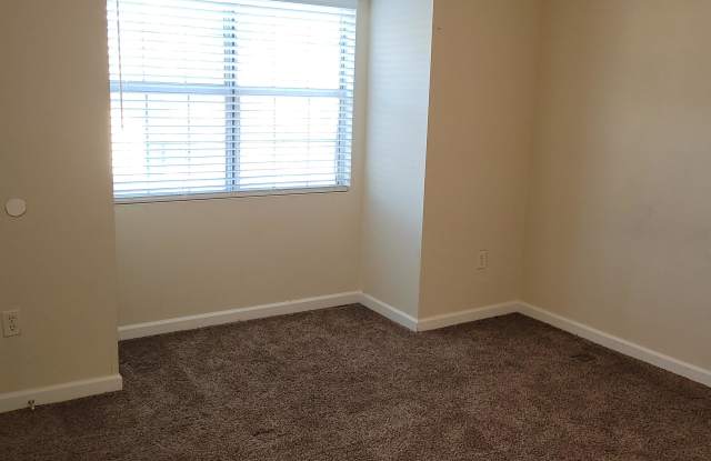 304 Hollingsworth Avenue