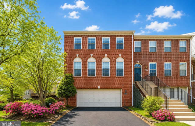 6336 DUNMAN Way