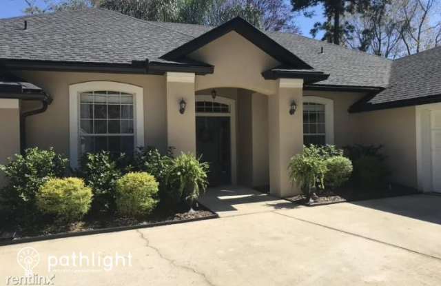 2010 Woodlake Dr UNIT