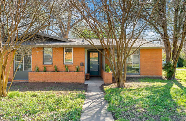 Centrally Located - Minutes from Dell Children's Hospital