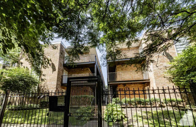 Photo of 4612 N Beacon St