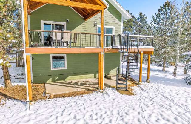 28585 Evergreen Manor Drive