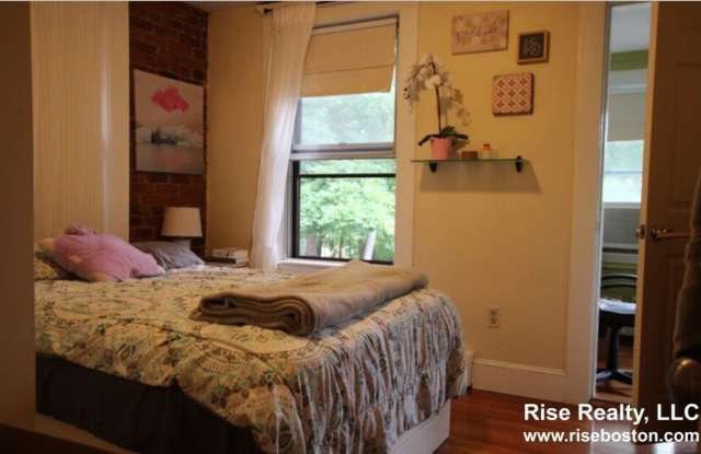 45 South St #4D Boston MA 02135