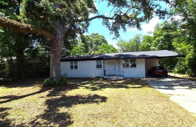 206 Shadowlawn Ln