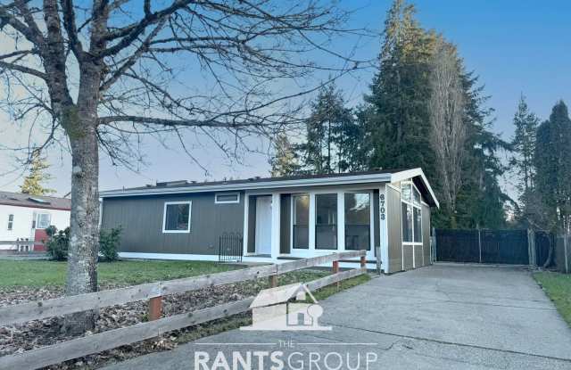 Fully remodeled 2 Bedroom, 2 Bath rambler! Huge Fenced Yard!