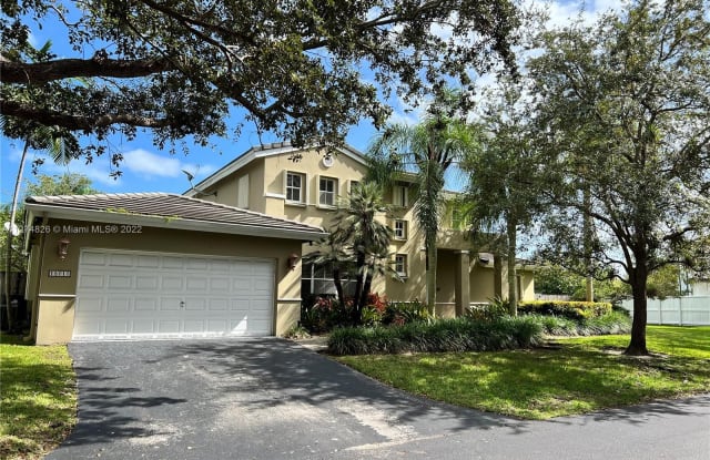 15111 SW 75th Ct - 15111 Southwest 75th Court, Palmetto Bay, FL 33158