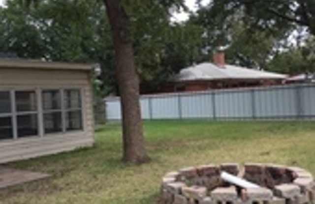 Photo of Pre Leasing for fall 2026! 5/3 in Medical District!