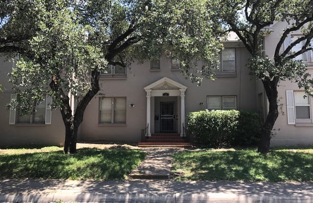 424 East Ashby Place - 424 East Ashby Place, San Antonio, TX 78212