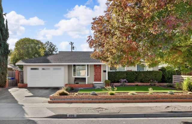 Photo of 899 Ebbets Drive