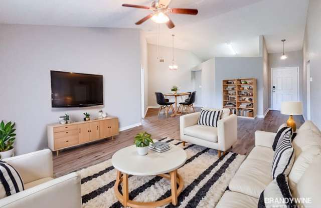 1721 Brandon Trace Avenue