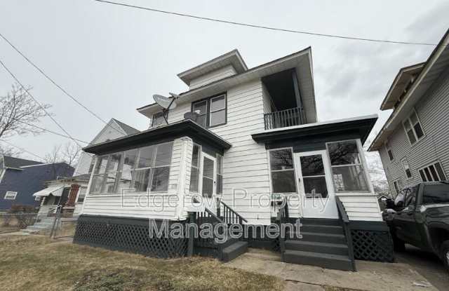 1038 Lafayette Ave SE