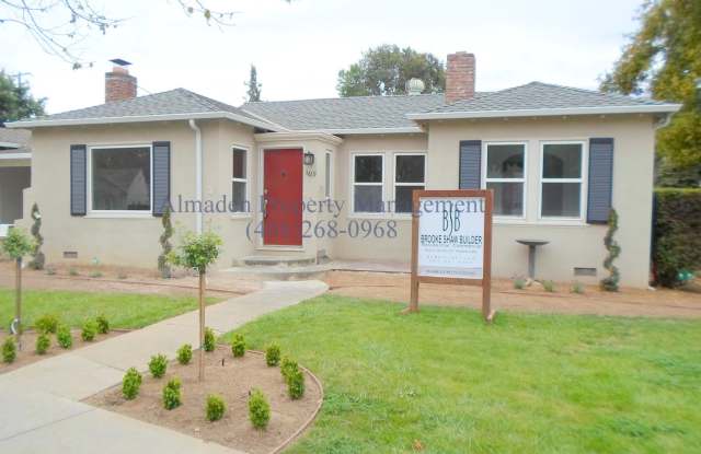 Charming Home in the Heart of Willow Glen! Hardwood Floors!!