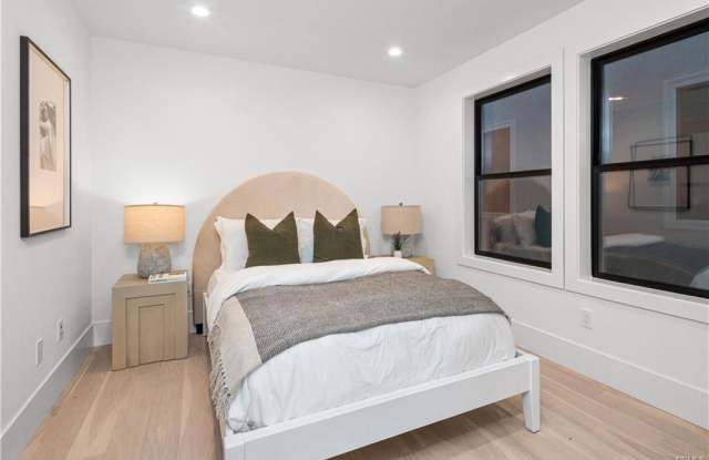 512 Marguerite Avenue