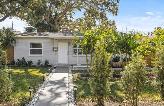 Photo of 4350 1ST AVENUE S