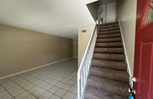 2 Story townhome on the Eastside!!!