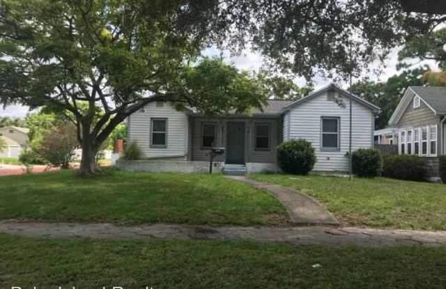 4563 1st Ave N - 4563 1st Avenue North, St. Petersburg, FL 33713