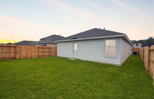 New Build 3bd 2ba - Prime Location