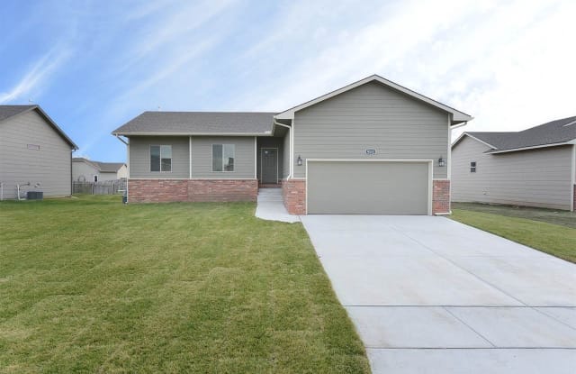 9208 E Champions Cir - 9208 East Champions Circle, Wichita, KS 67226