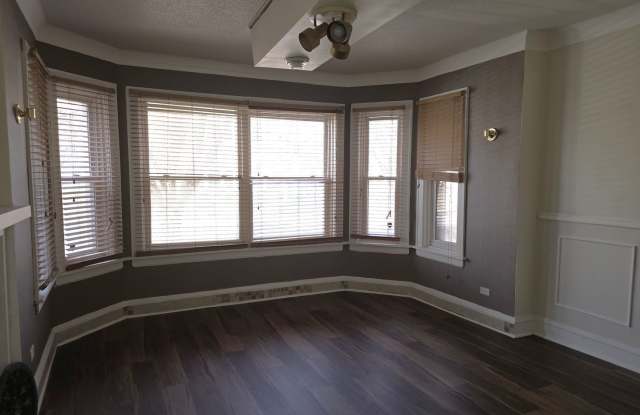 2317 W Marquette Road