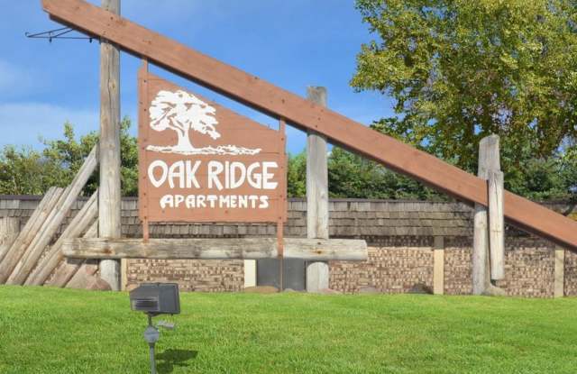 Oakridge Apartments
