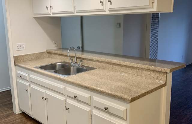 1681 West Tedmar Avenue