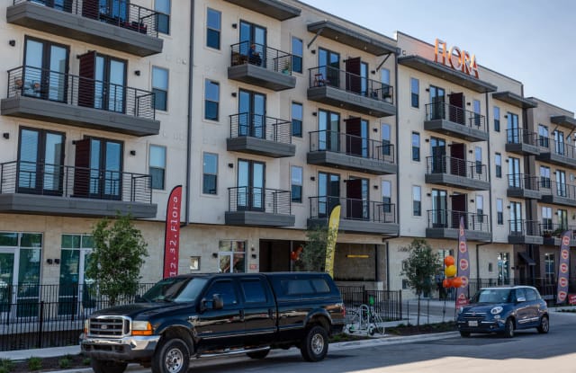 Flora Apartments
