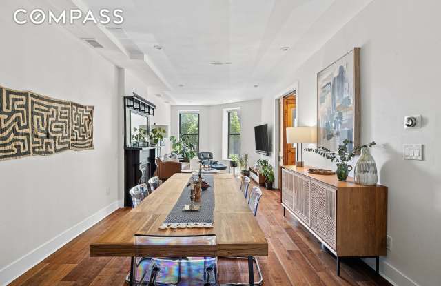 347 Bainbridge Street