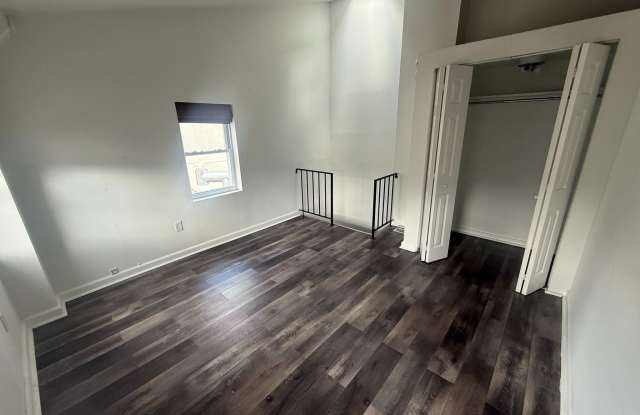 251 FULTON Street unit: C