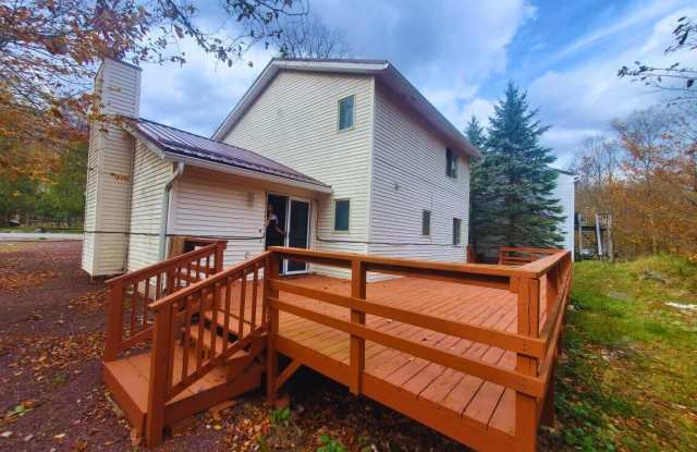 8407 Porcupine Drive