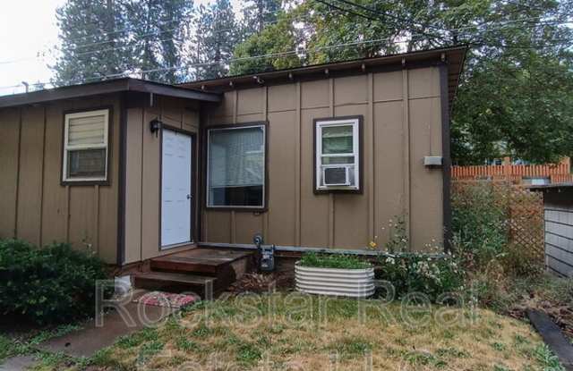 1420 East 16th Avenue