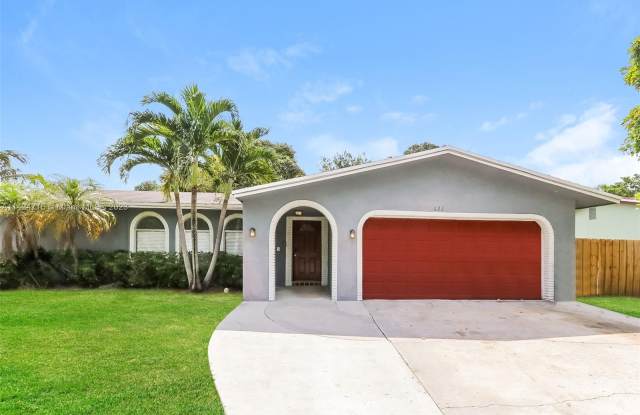 628 SW 18th Ave - 628 Southwest 18th Avenue, Boca Raton, FL 33486