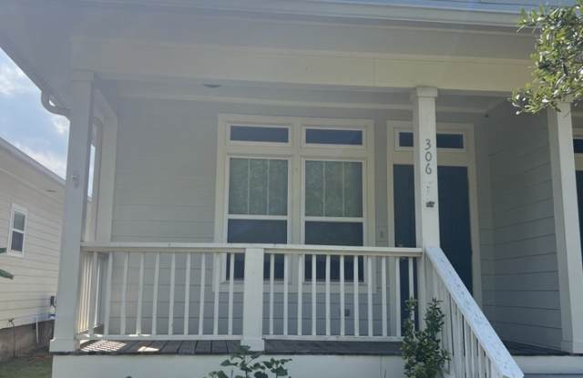 306 Saint Francis Street