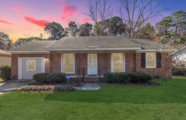 Photo of NEW LISTING!!!!!