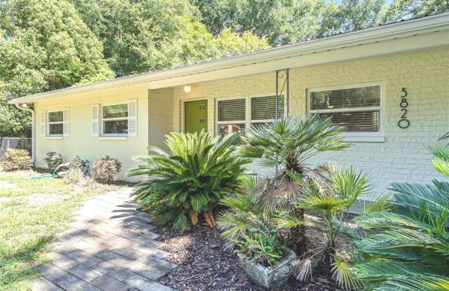 Photo of 3820 Northwest 15 Avenue