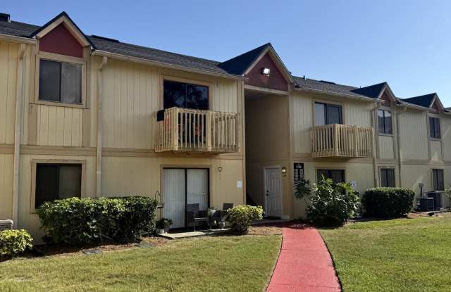 2160 Forest Knoll Drive NE