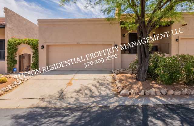 9876 North Ridge Shadow Place