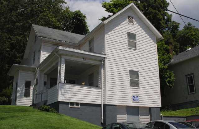 65 Franklin Ave