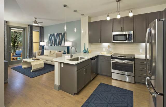 District at Biltmore Apartments Phoenix