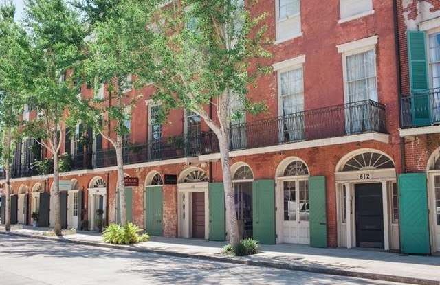 612 JULIA Street