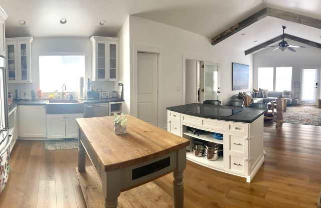 2075 East Kensington Avenue