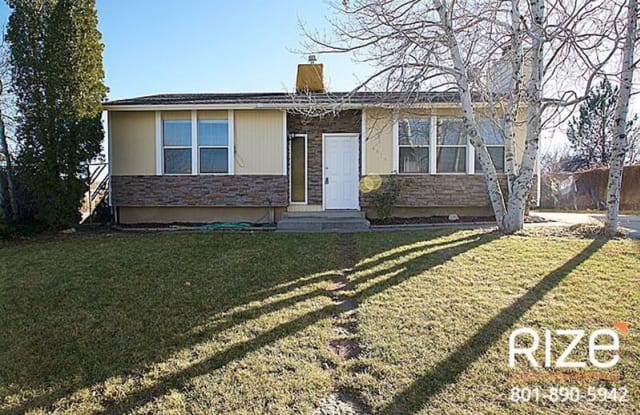 4319 W Tidwell - 4319 West Tidwell Street, Kearns, UT 84118