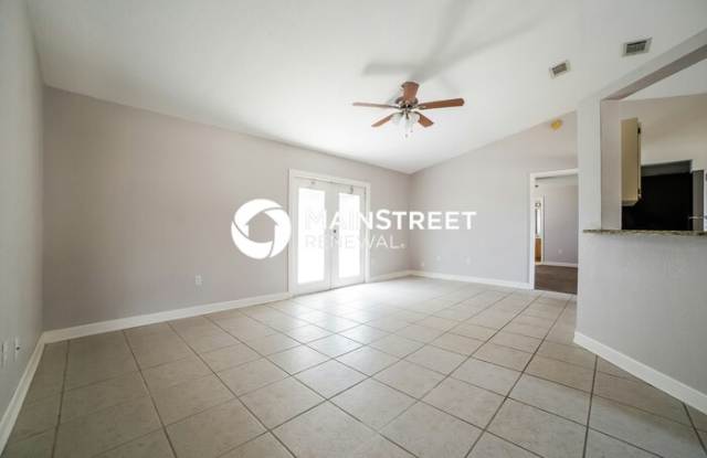 631 Blackstone Avenue