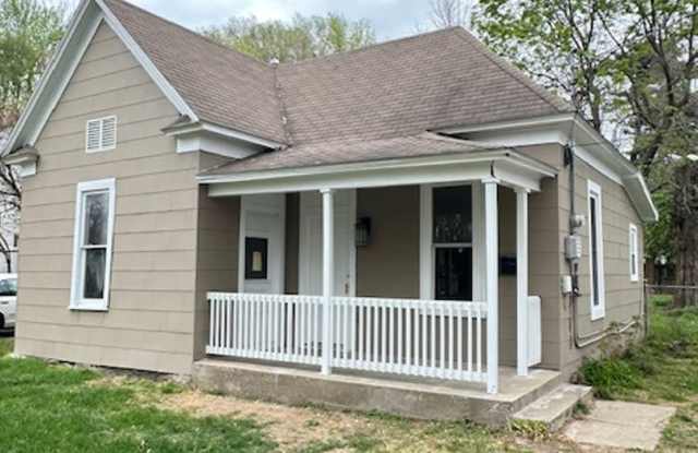 JUST REMODELED 1 BEDROOM 1 BATH - COZY HOME! - 2216 North Rogers Avenue, Springfield, MO 65803