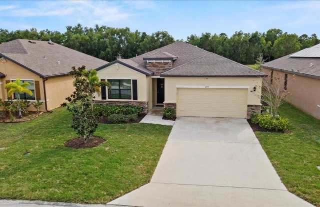 6259 NW Regent Street