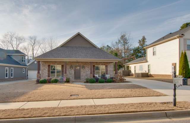 3 Bed 2 Bath in Nature's Cove (Hampton Cove Area) - 2614 Mountain Stream Way Southeast, Huntsville, AL 35763