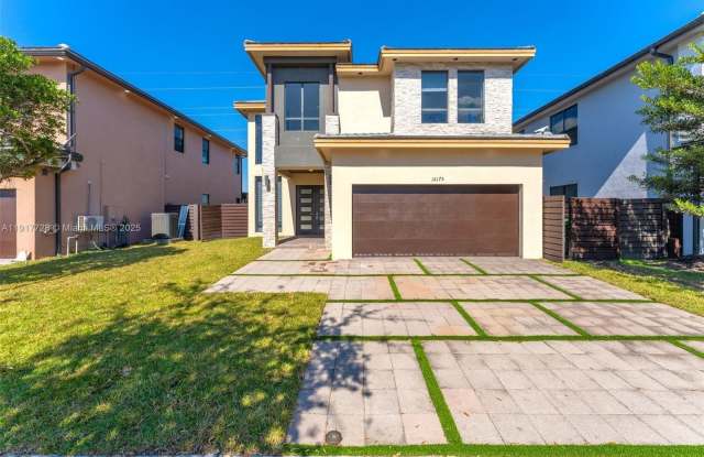 Photo of 16175 SW 136th Ter