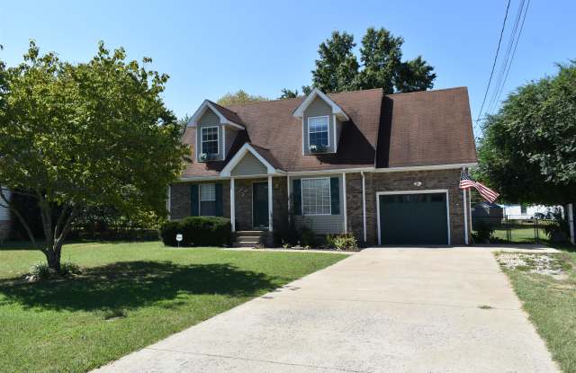 204 Windroe Ct - 204 Windroe Court, Clarksville, TN 37042