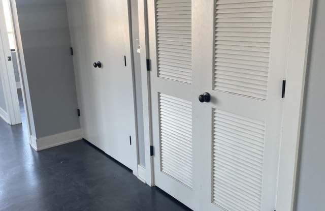 10301 S Kedzie Avenue